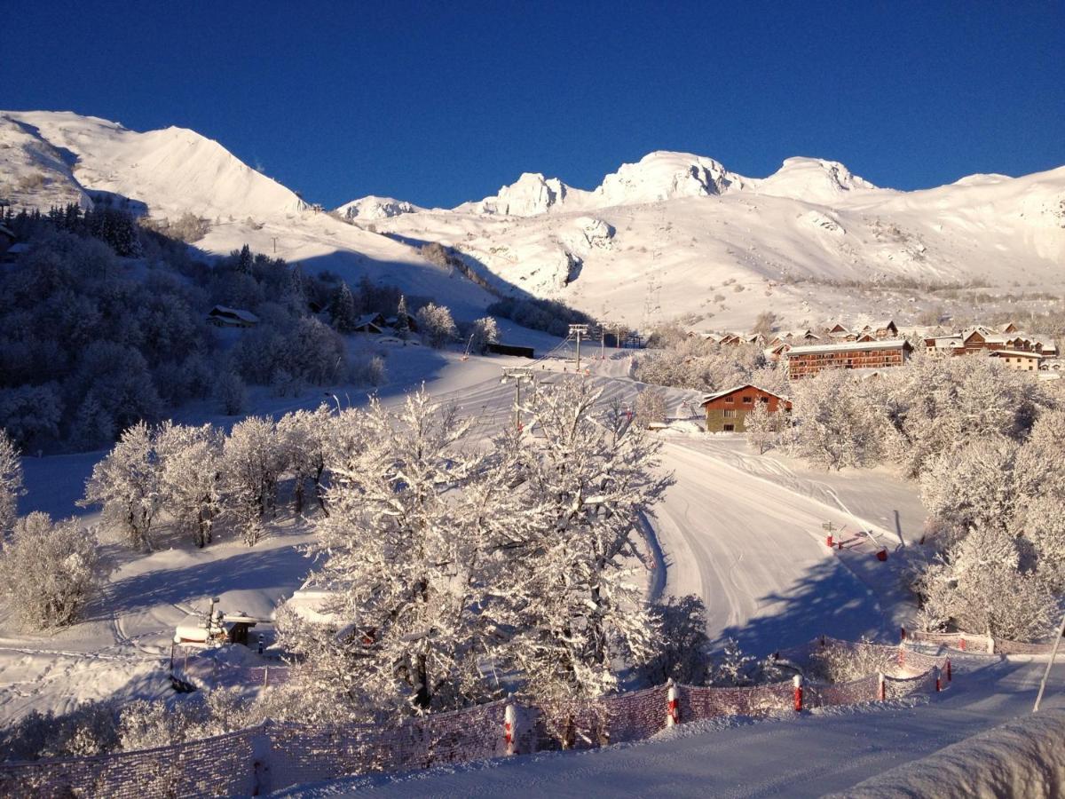 Chalet Beausoleil 4 Etoiles - Prestige - Au Pied Du Col De La Croix De Fer سا سورلا دارْف المظهر الخارجي الصورة