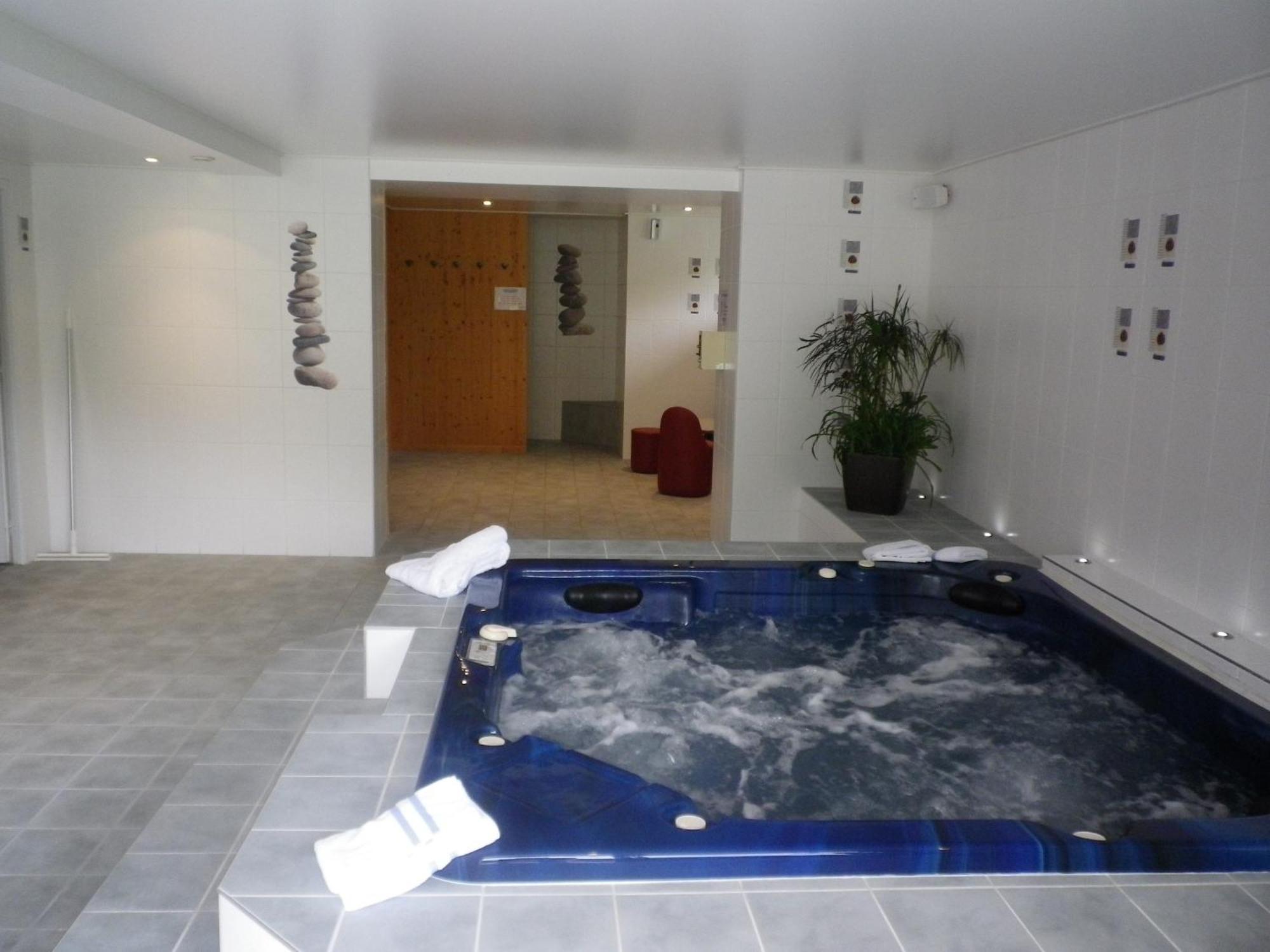 Chalet Beausoleil 4 Etoiles - Prestige - Au Pied Du Col De La Croix De Fer سا سورلا دارْف المظهر الخارجي الصورة